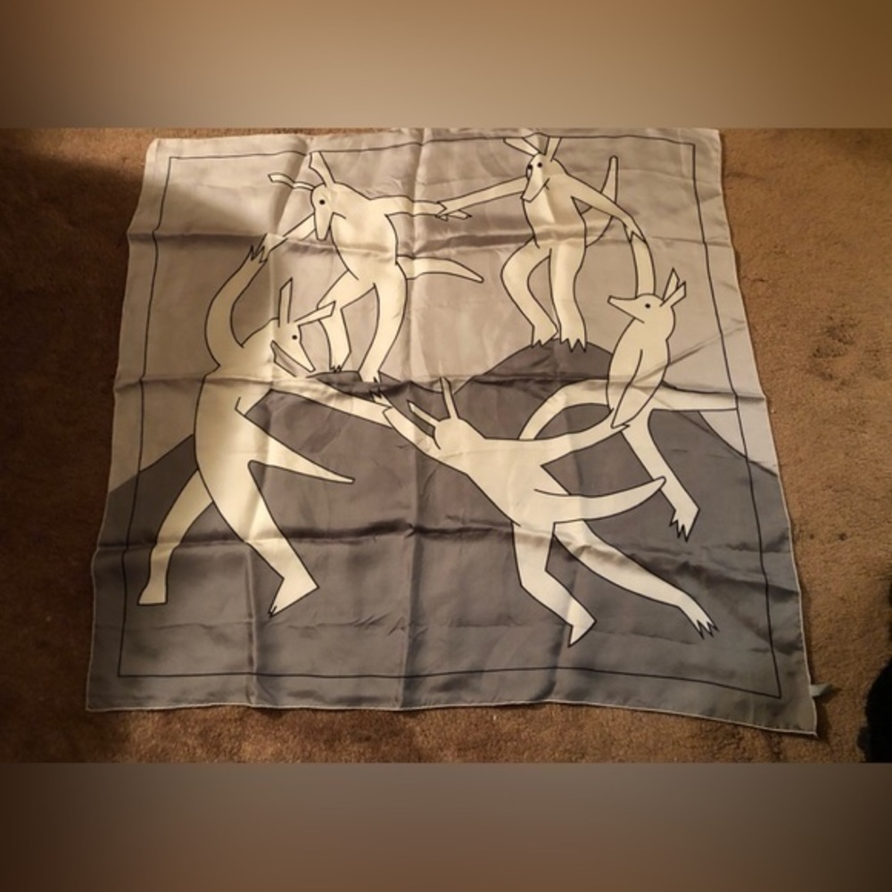 175 VINTAGE Gray Print Silk Scarf
